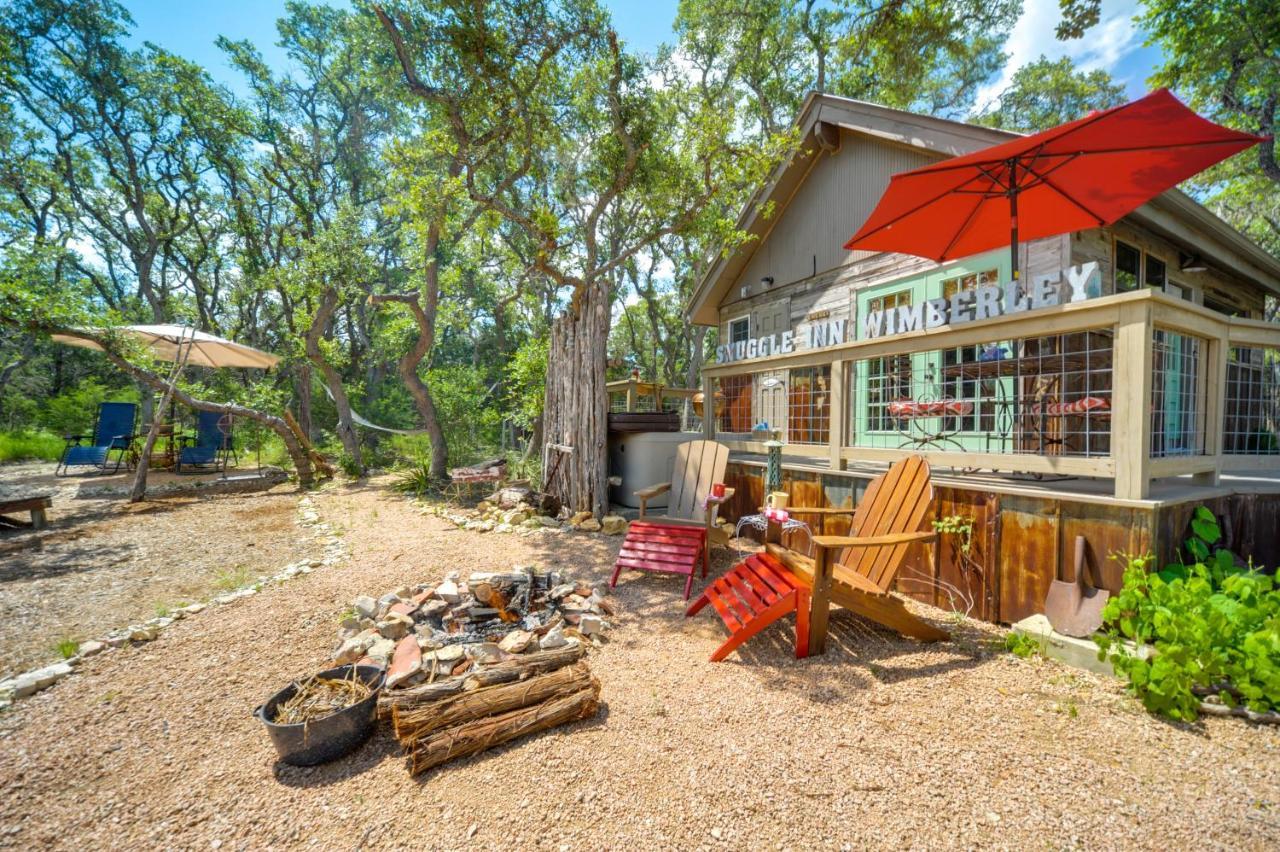 Snuggle Inn Wimberley Cabin With Fire Pit And Deck מראה חיצוני תמונה
